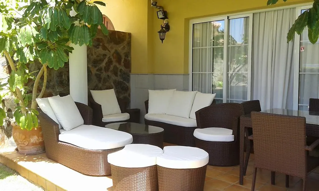 Villa Sun Hill 2 contacts